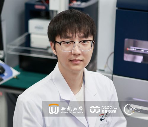Zhiwei Liu